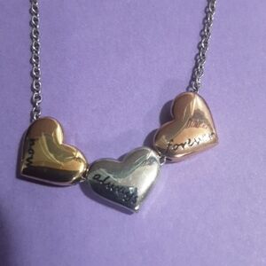 Pretty Three Toned Three Heart Necklace